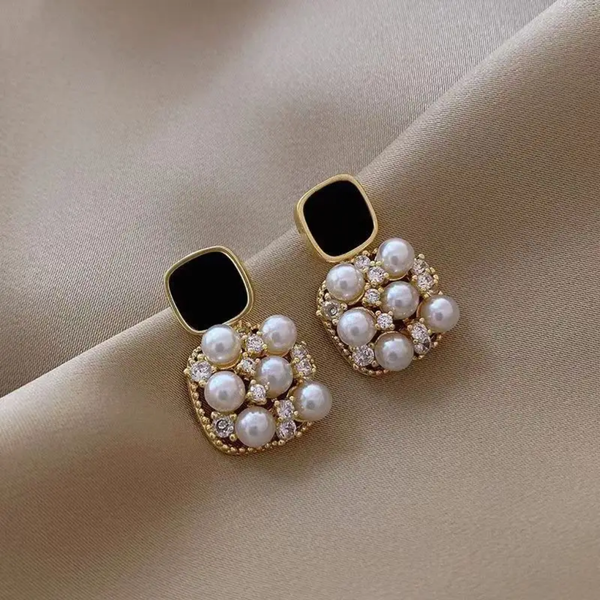 pearl earings