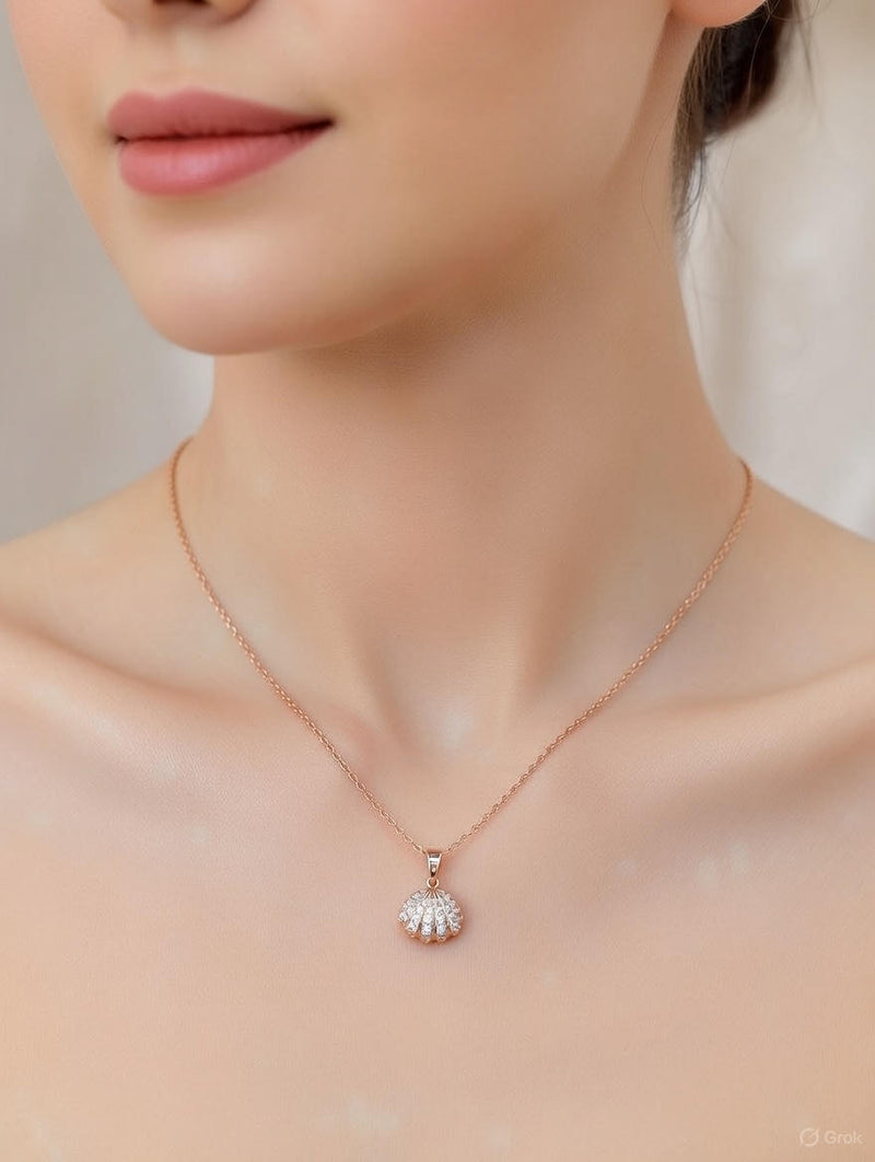 Elegant Pearl Shell Pendant Necklace – Gold Finish