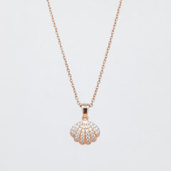 Seashell pearl pendant chain