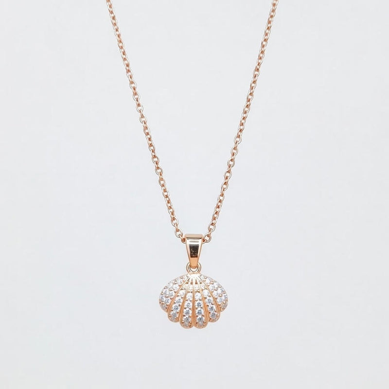 Seashell pearl pendant chain